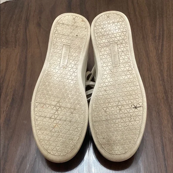 Steve Madden Bertie White Sneakers Classic Low-Top Design Platform - Picture 13 of 14